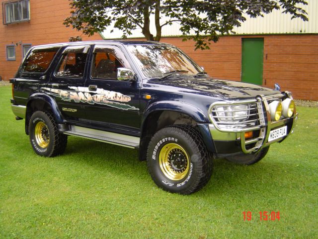 Toyota Hilux Surf Ssr-X