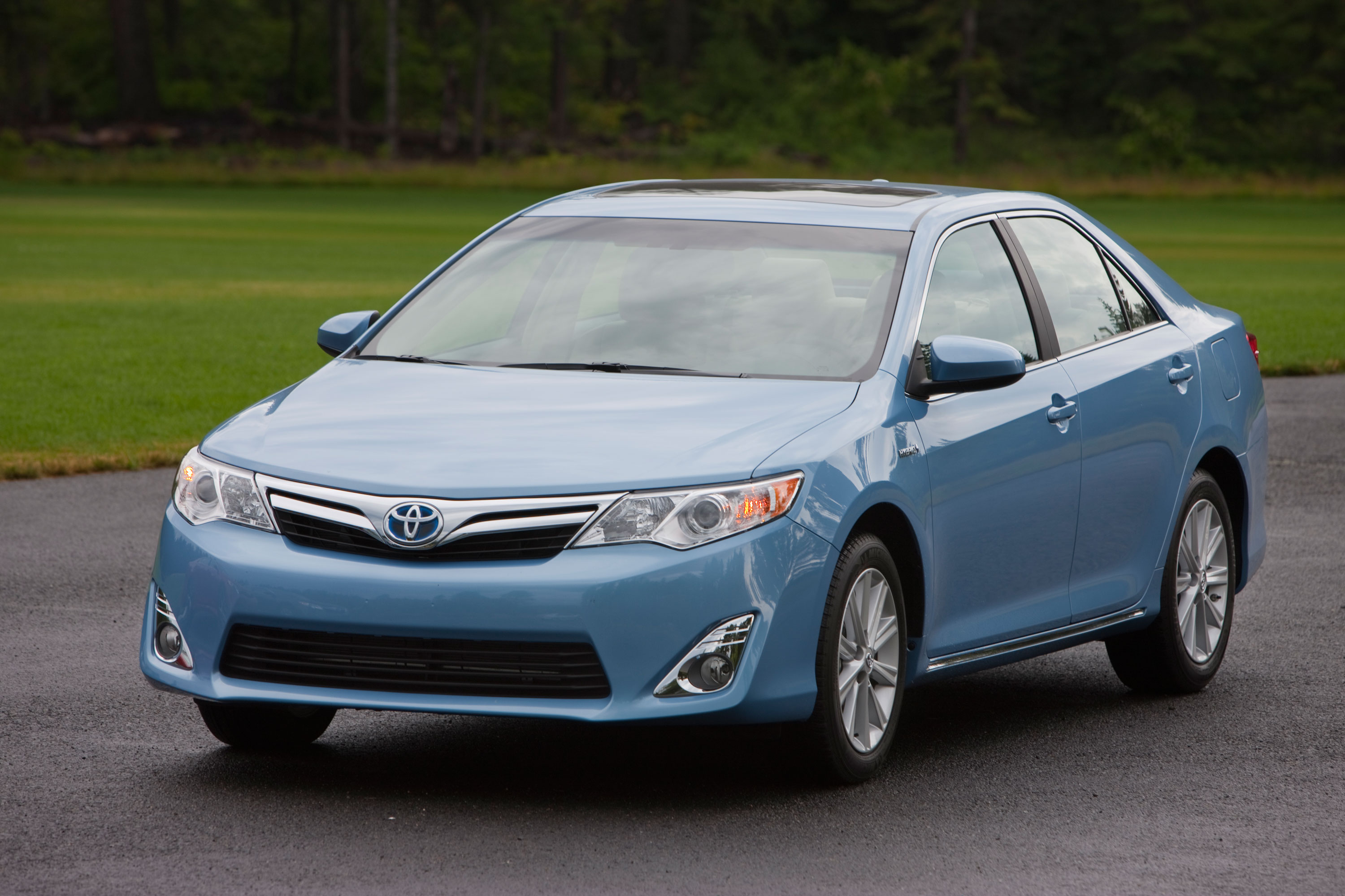 Toyota Hybrid 2012