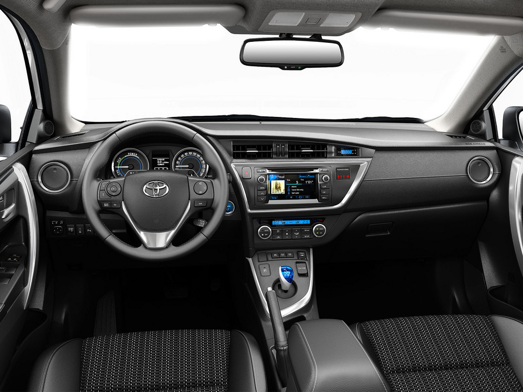 Toyota Hybrid 2013