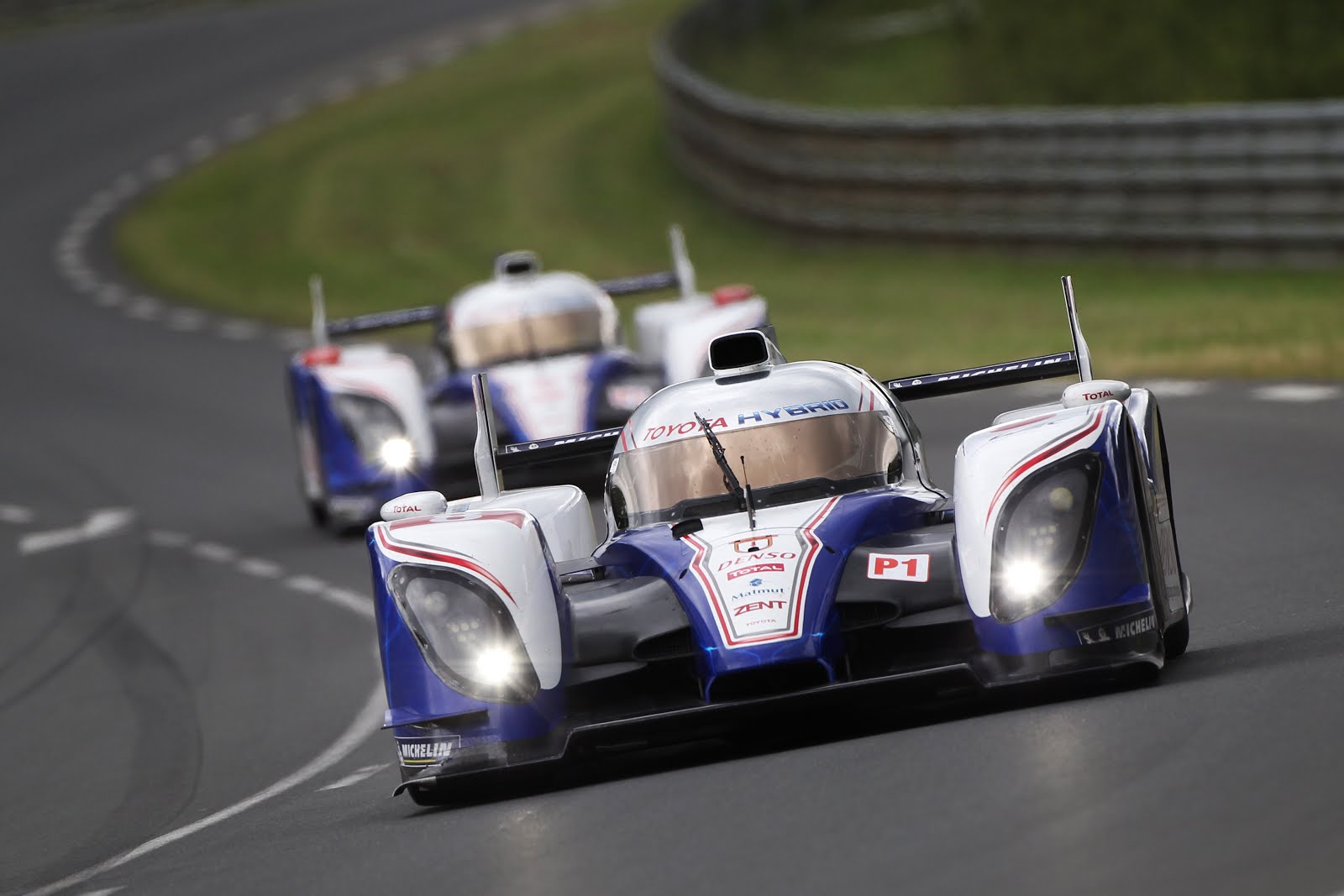 Toyota Hybrid Race Car Toyota Hybrid Race Car