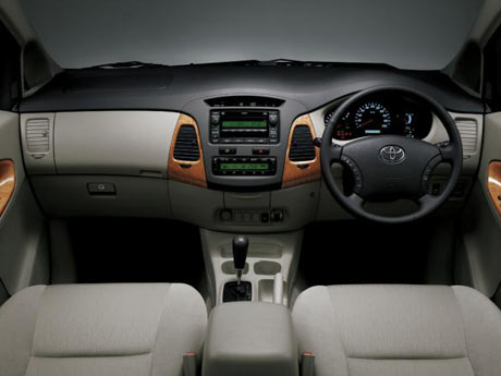 Toyota Innova 2.0 J Gas
