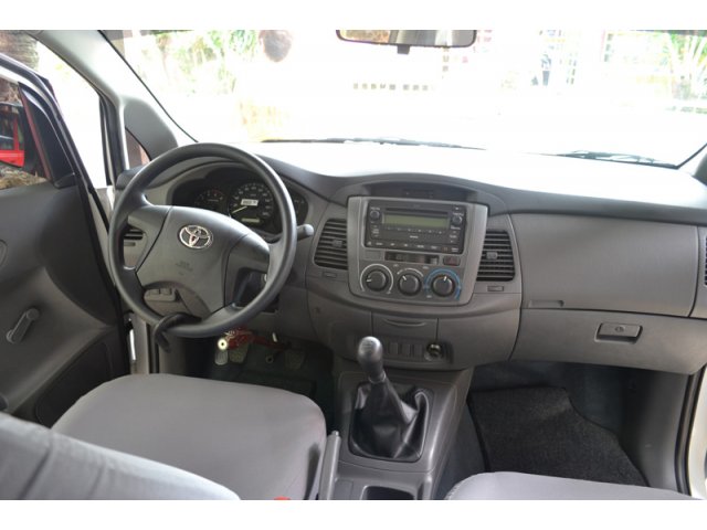 Toyota Innova 2.5 J Dsl