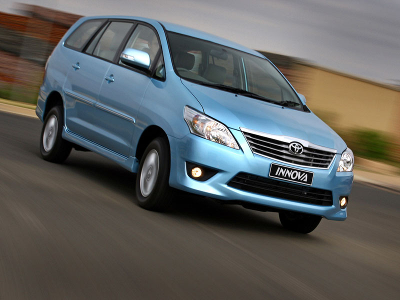 Toyota Innova 2011