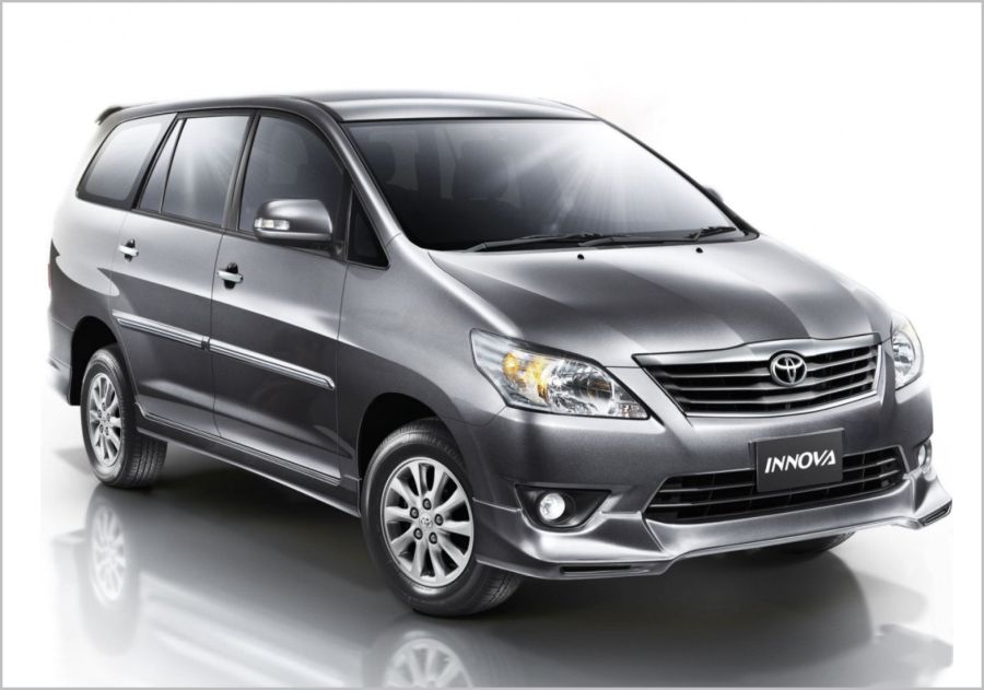 Toyota Innova Van