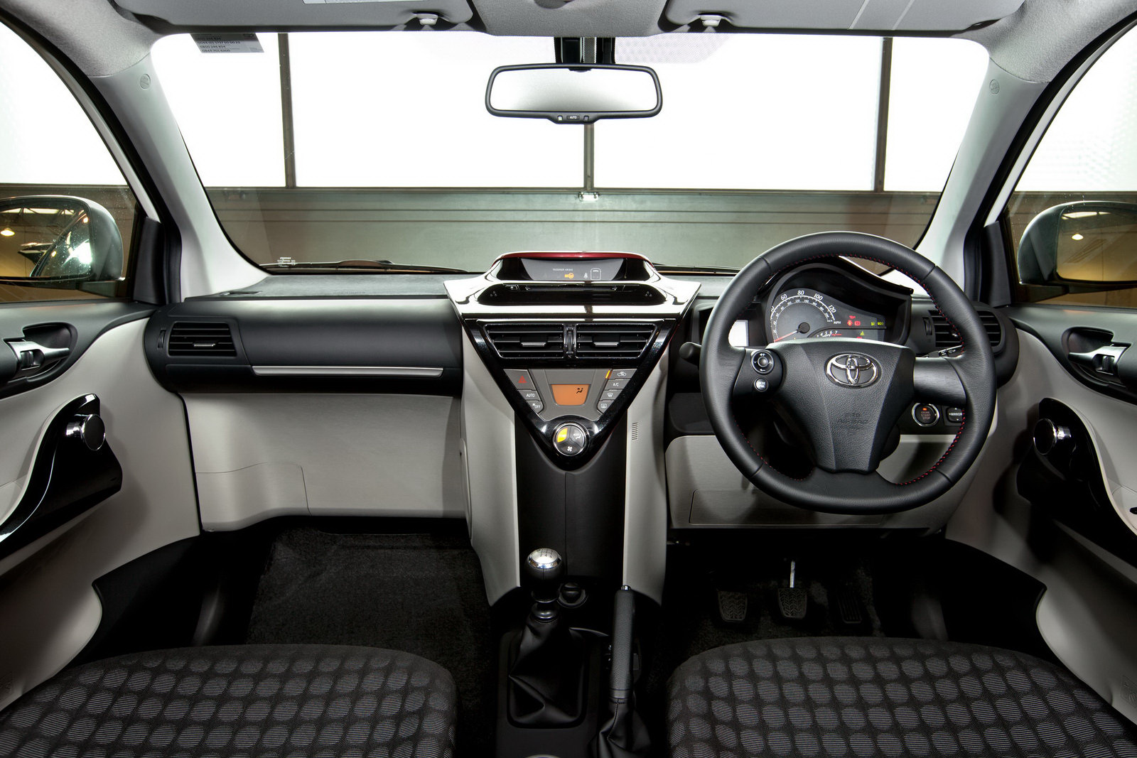 Toyota Iq 1.33