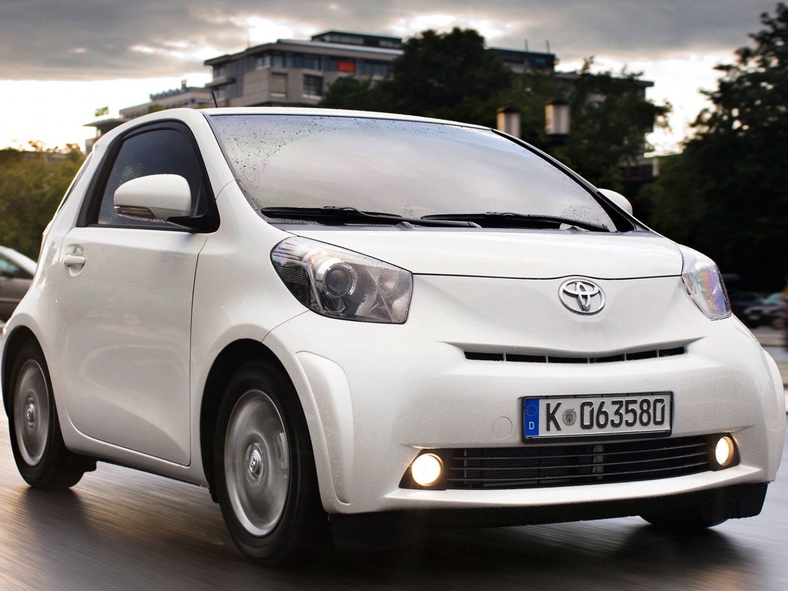 Toyota Iq 2009