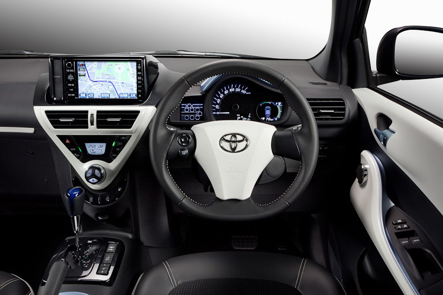 Toyota Iq 2014