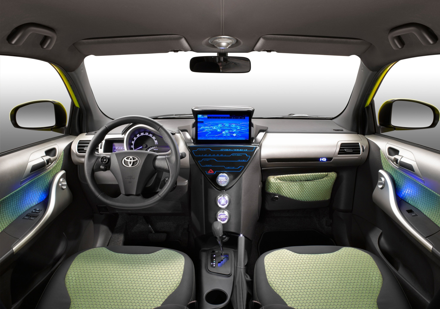 Toyota Iq 2014