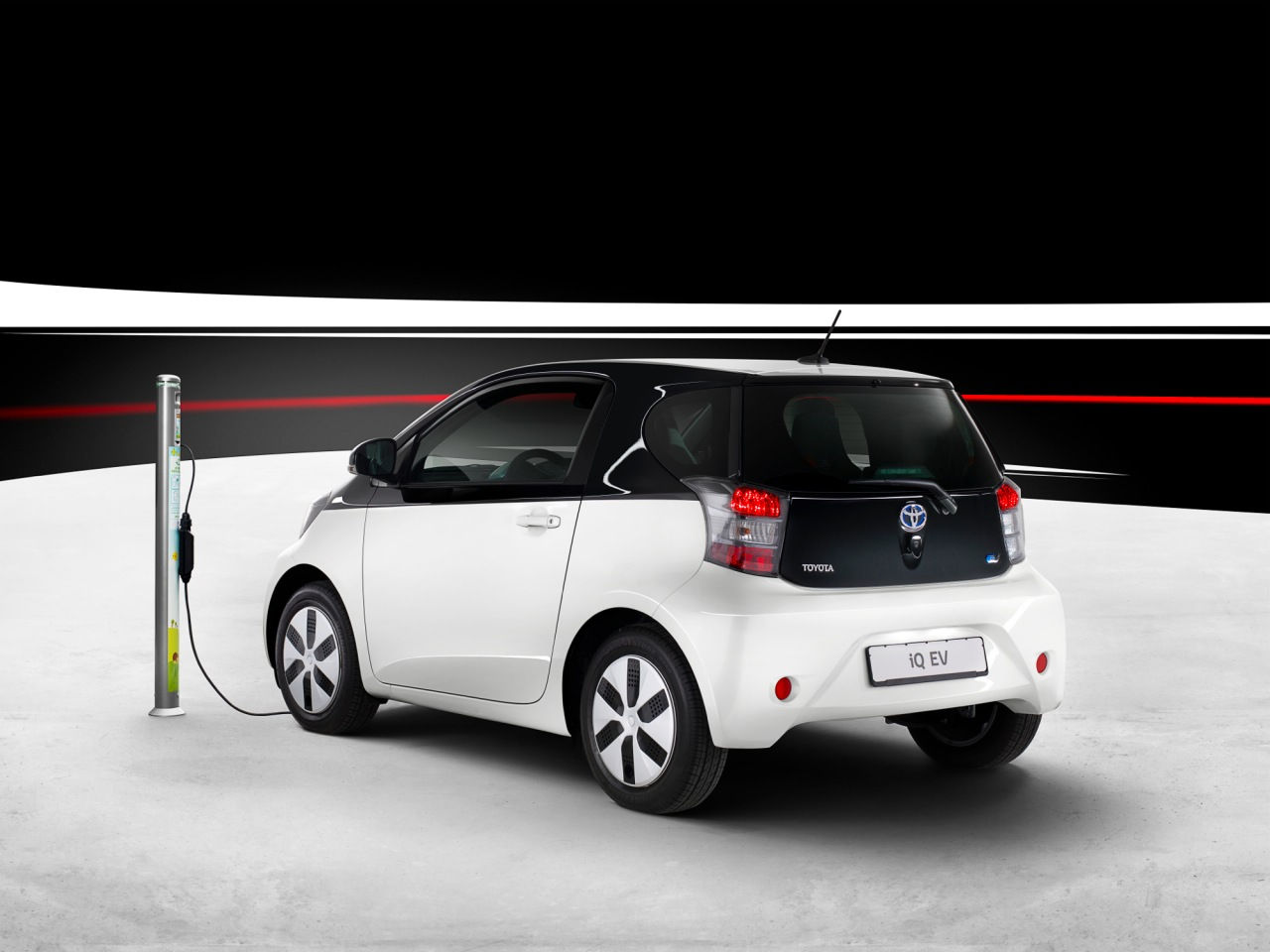 Toyota Iq Electric