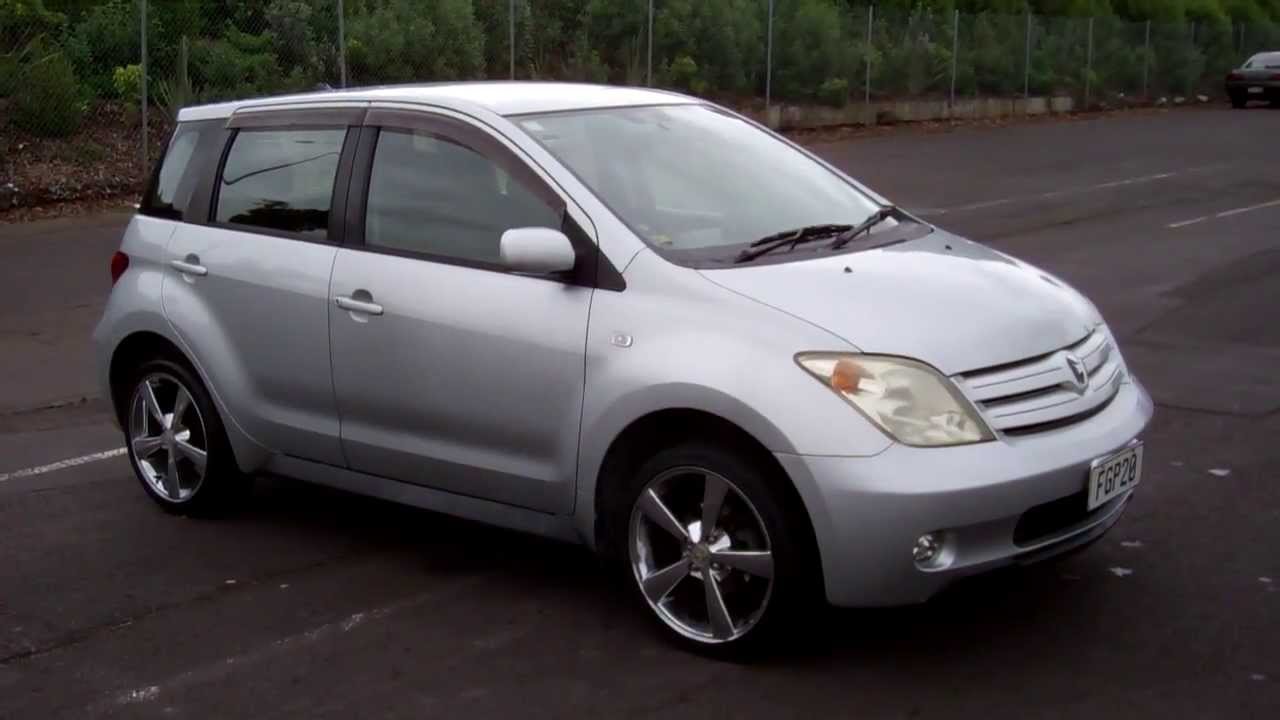 Toyota Ist 2002