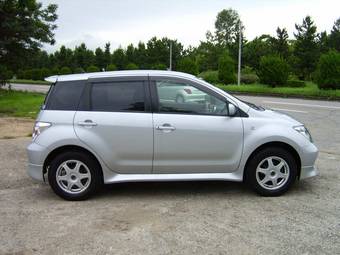 Toyota Ist 2004