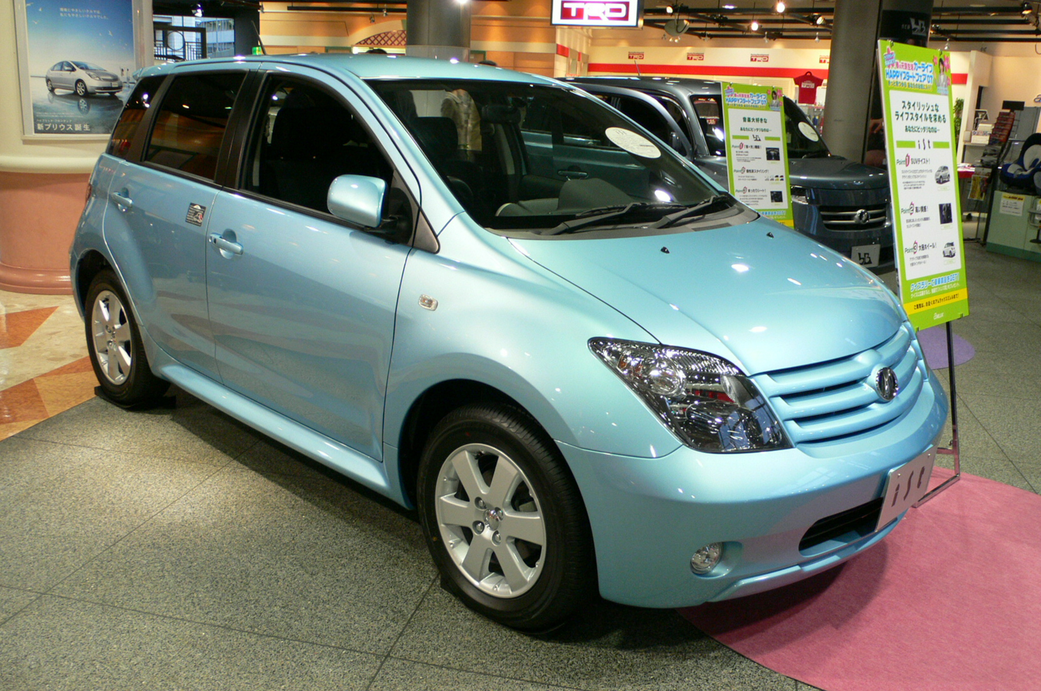 Toyota Ist 2004