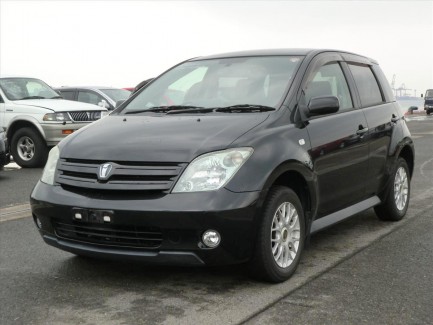 Toyota Ist 2005