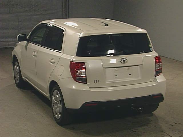 Toyota Ist 2009