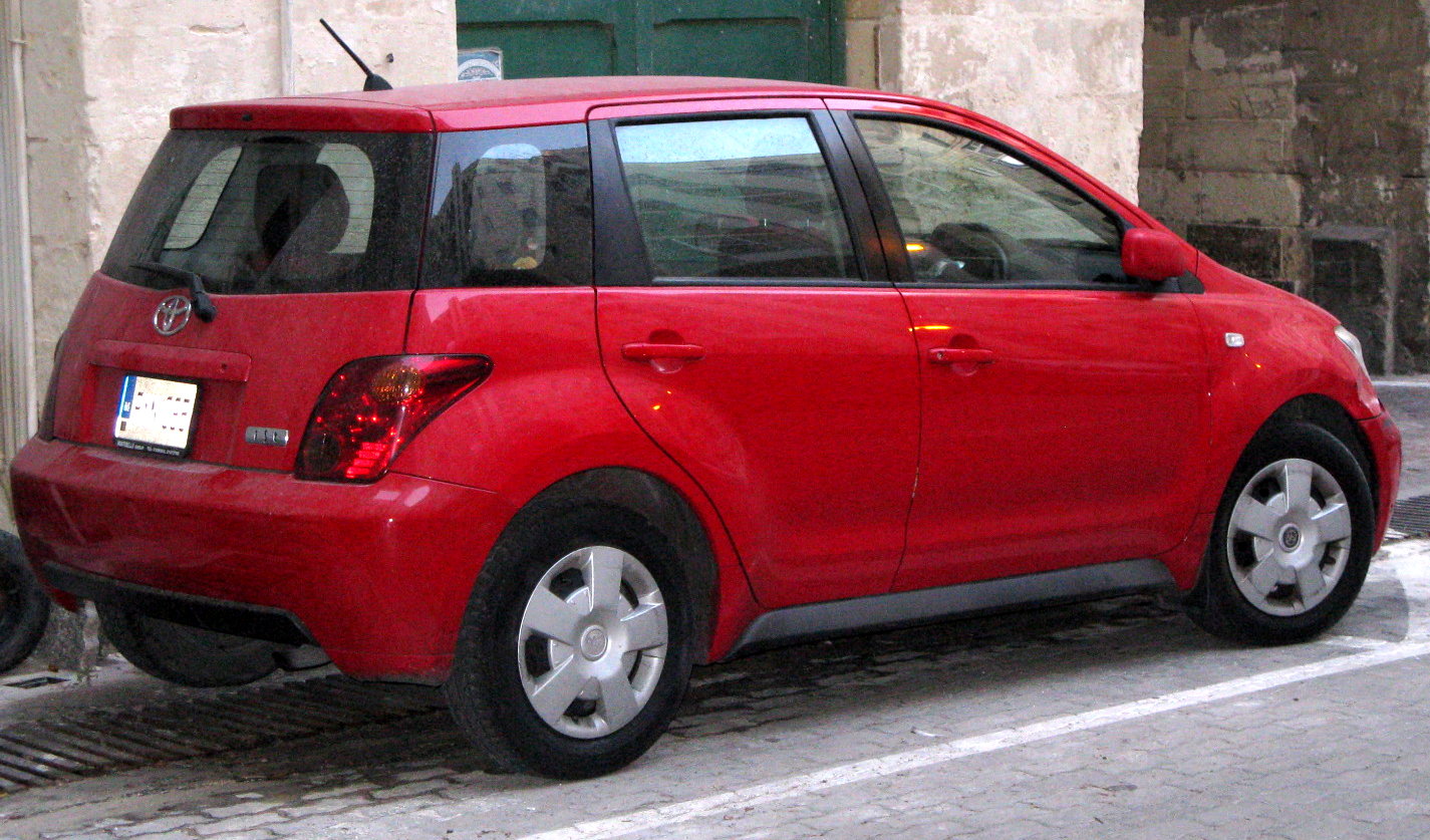 Toyota Ist 2009