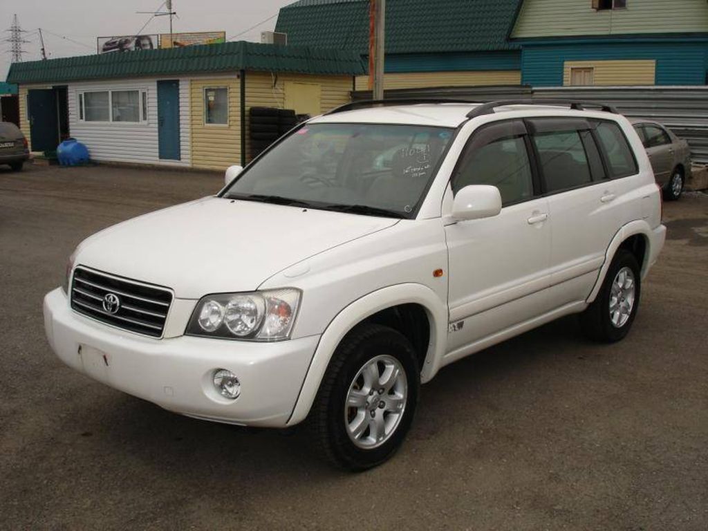 Toyota Kluger 2001