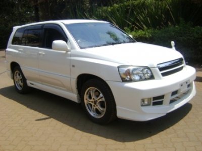 Toyota Kluger 2003