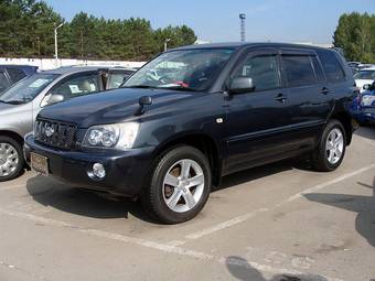 Toyota Kluger 2003