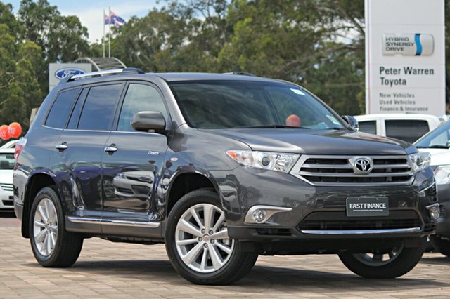 Toyota Kluger 2013