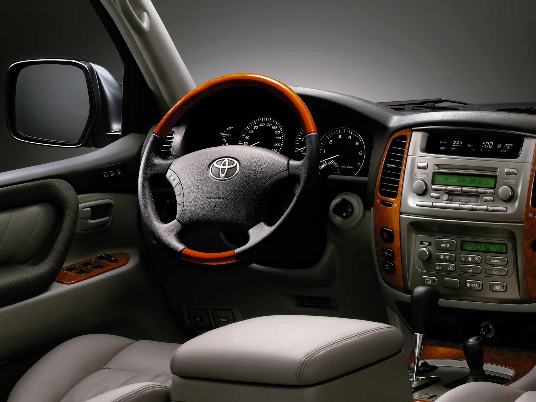 Toyota Land Cruiser 2005