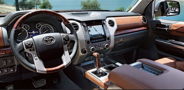 Toyota Land Cruiser 2015