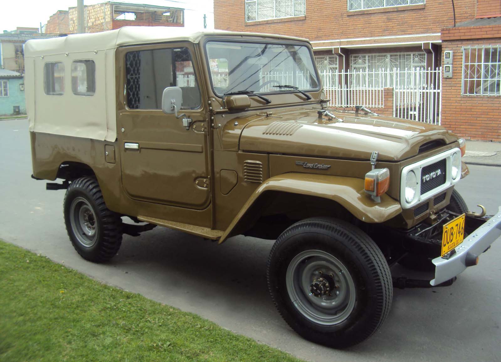 Toyota Land Cruiser Fj43
