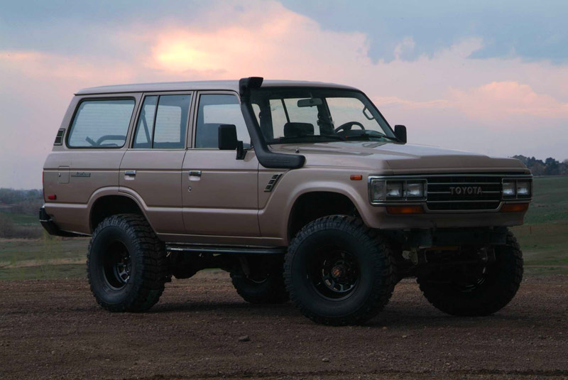 Toyota Land Cruiser Fj62