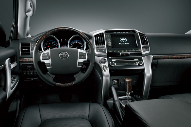 Toyota Land Cruiser Gxr 2015