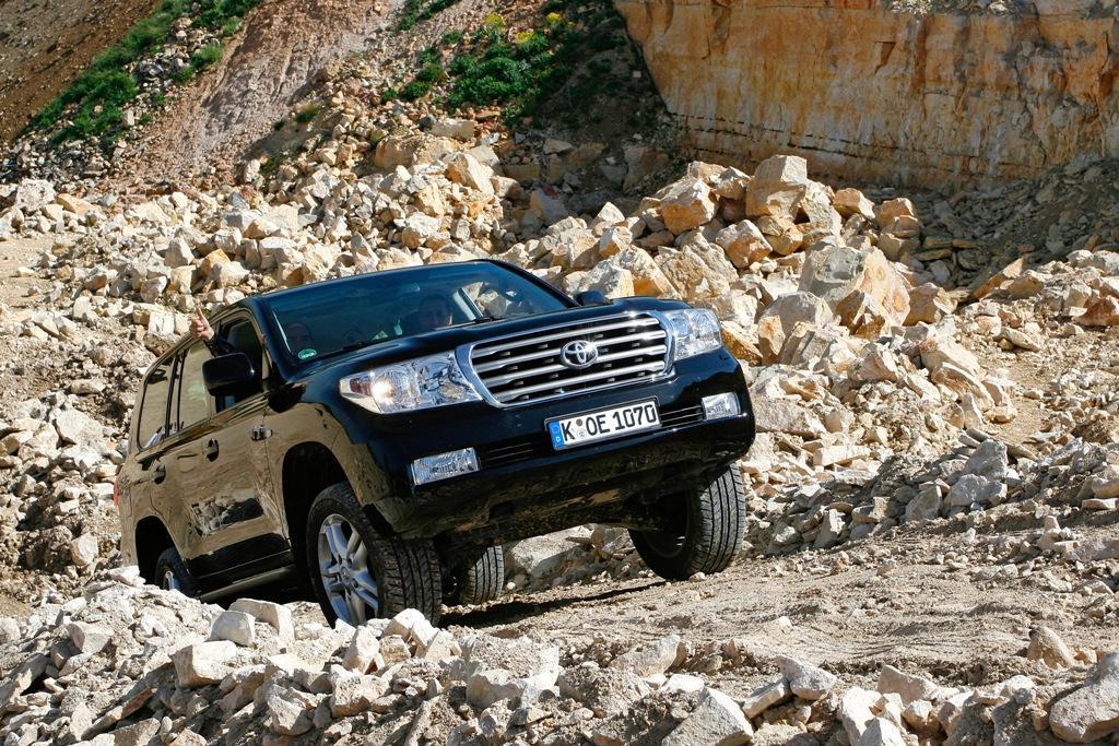 Toyota Land Cruiser Hybrid