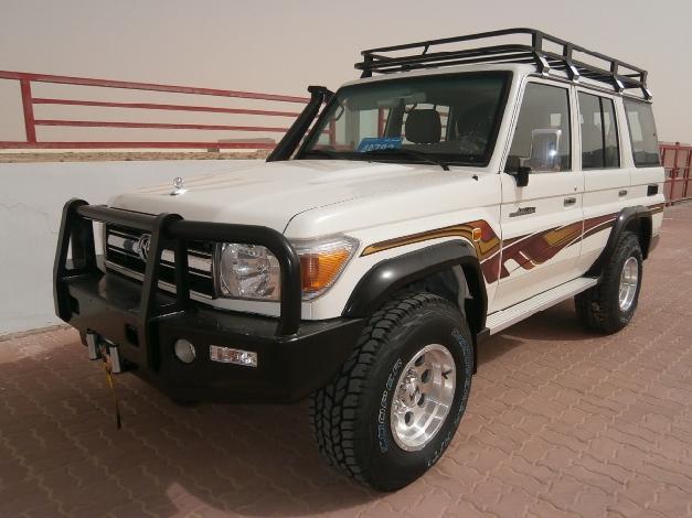 Toyota Land Cruiser Jeep