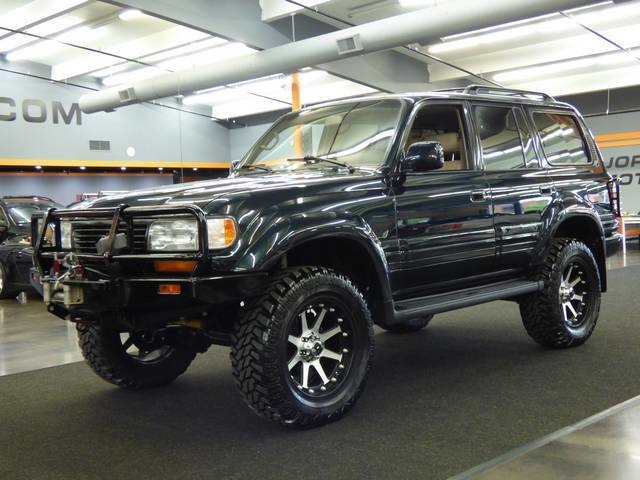 Toyota Land Cruiser Lifted