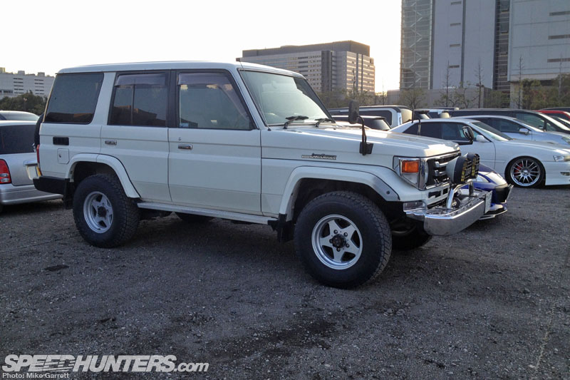 Toyota Land Cruiser Mark 2