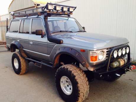 Toyota Land Cruiser Mark 2