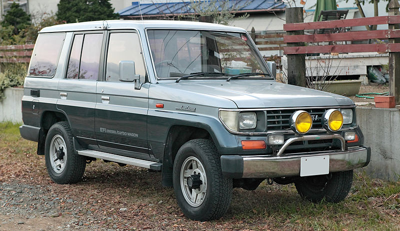 Toyota Land Cruiser Mark 2