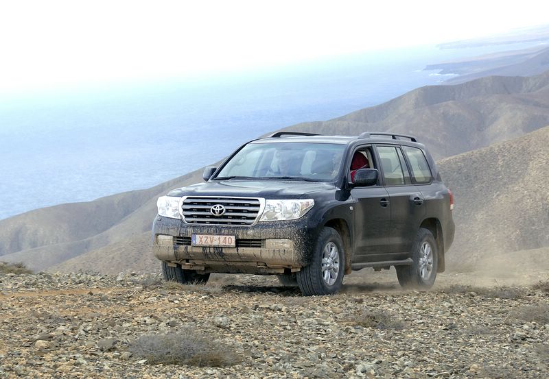 Toyota Land Cruiser Off Road