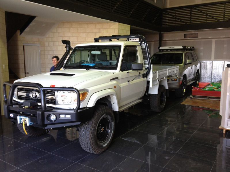 Toyota Land Cruiser Ute