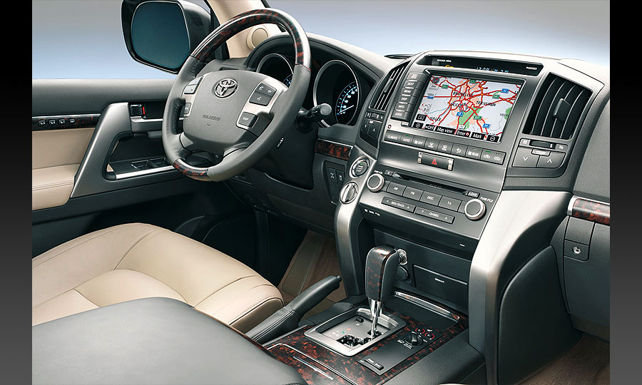 Toyota Land Cruiser V8
