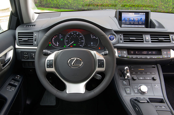 Toyota Lexus 2012