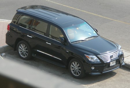 Toyota Lexus 570