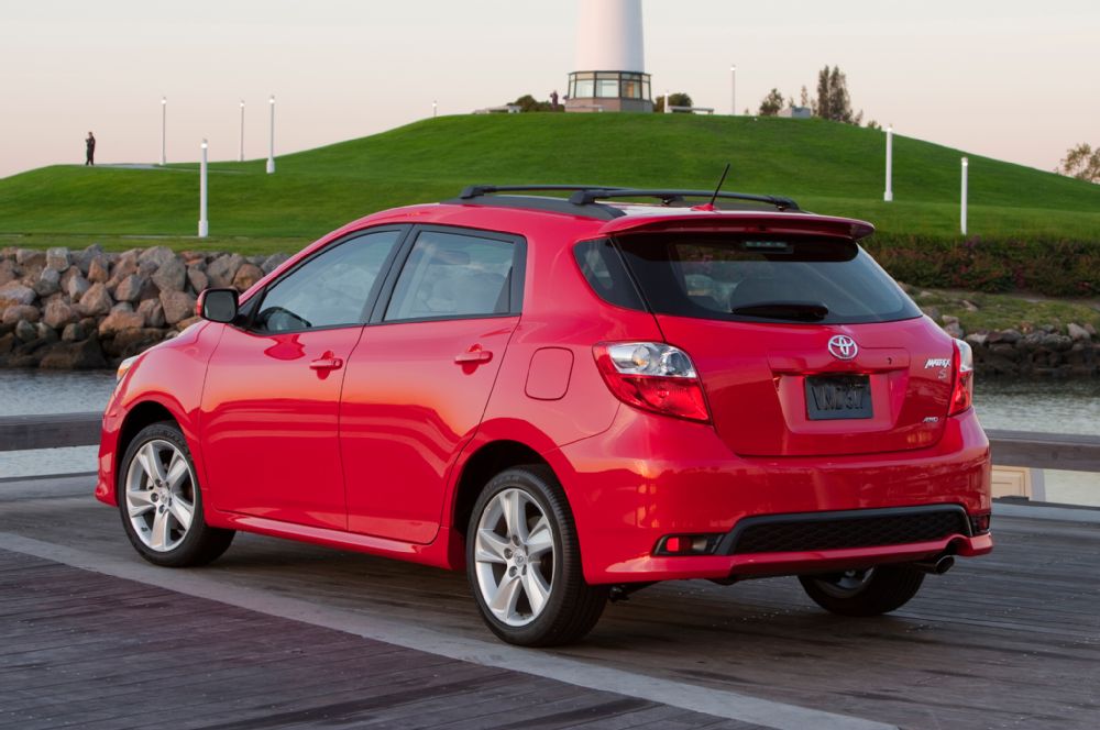 Toyota Matrix Hitch