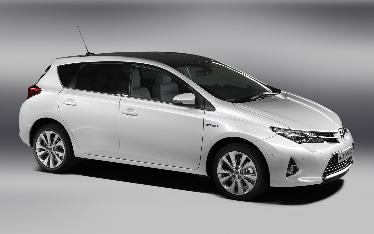 Toyota Matrix Hybrid
