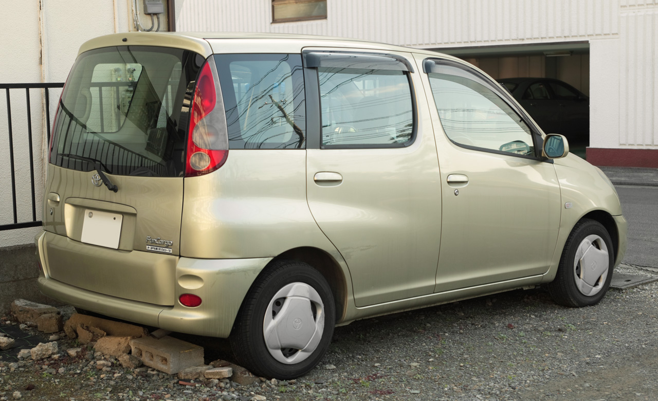 Toyota Funcargo