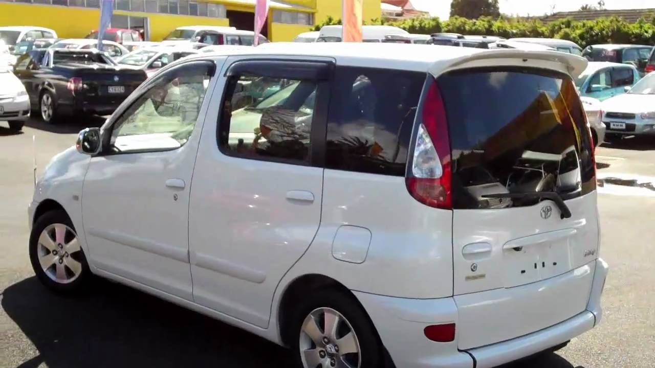 Toyota Funcargo