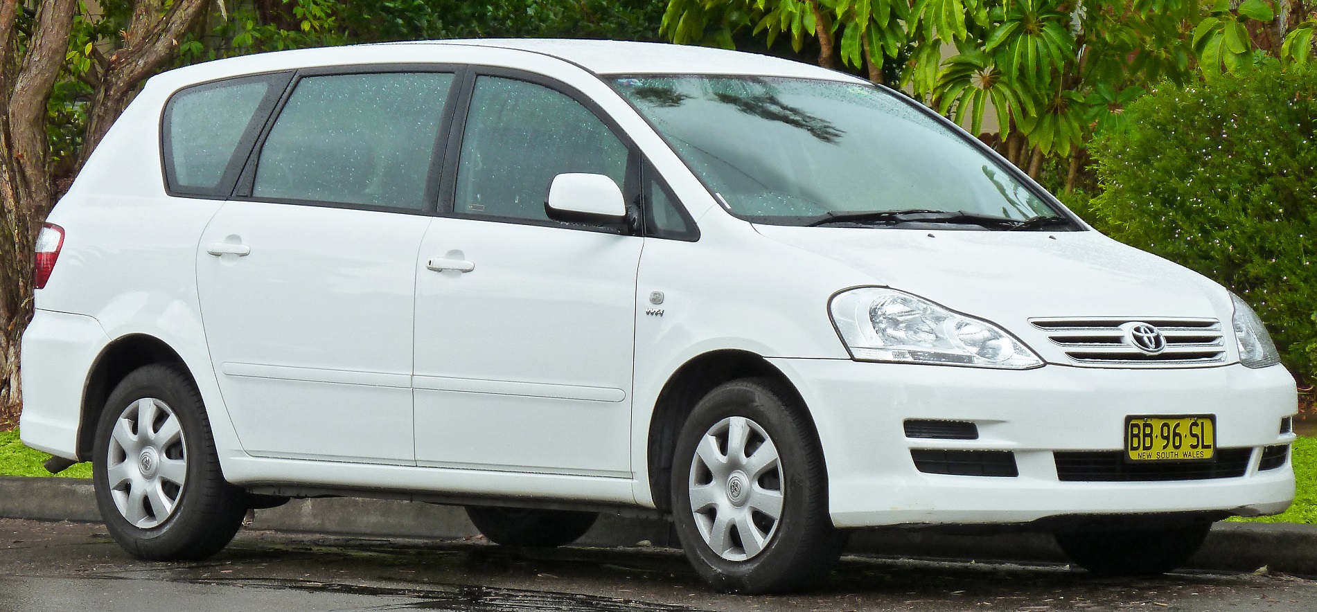 Toyota Ipsum