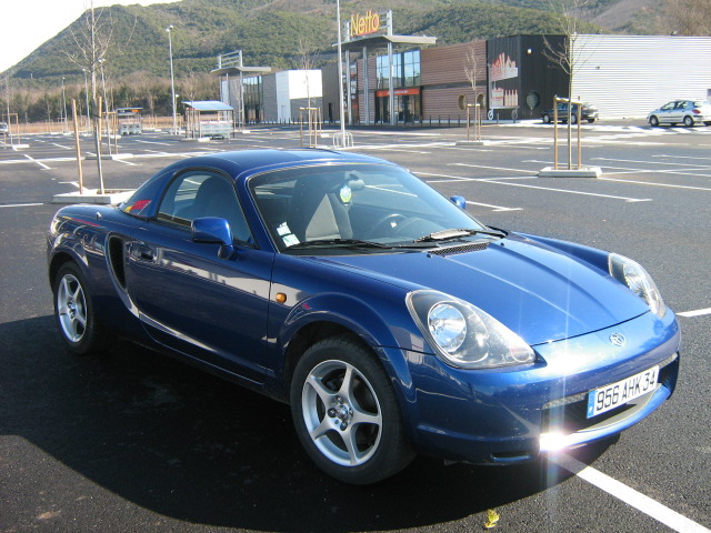 Toyota Mr3