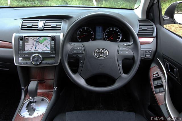 Toyota Premio