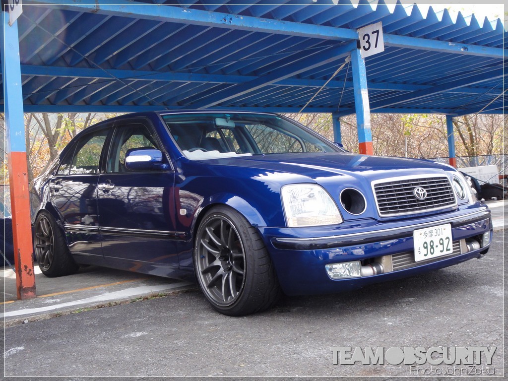 Toyota Progres