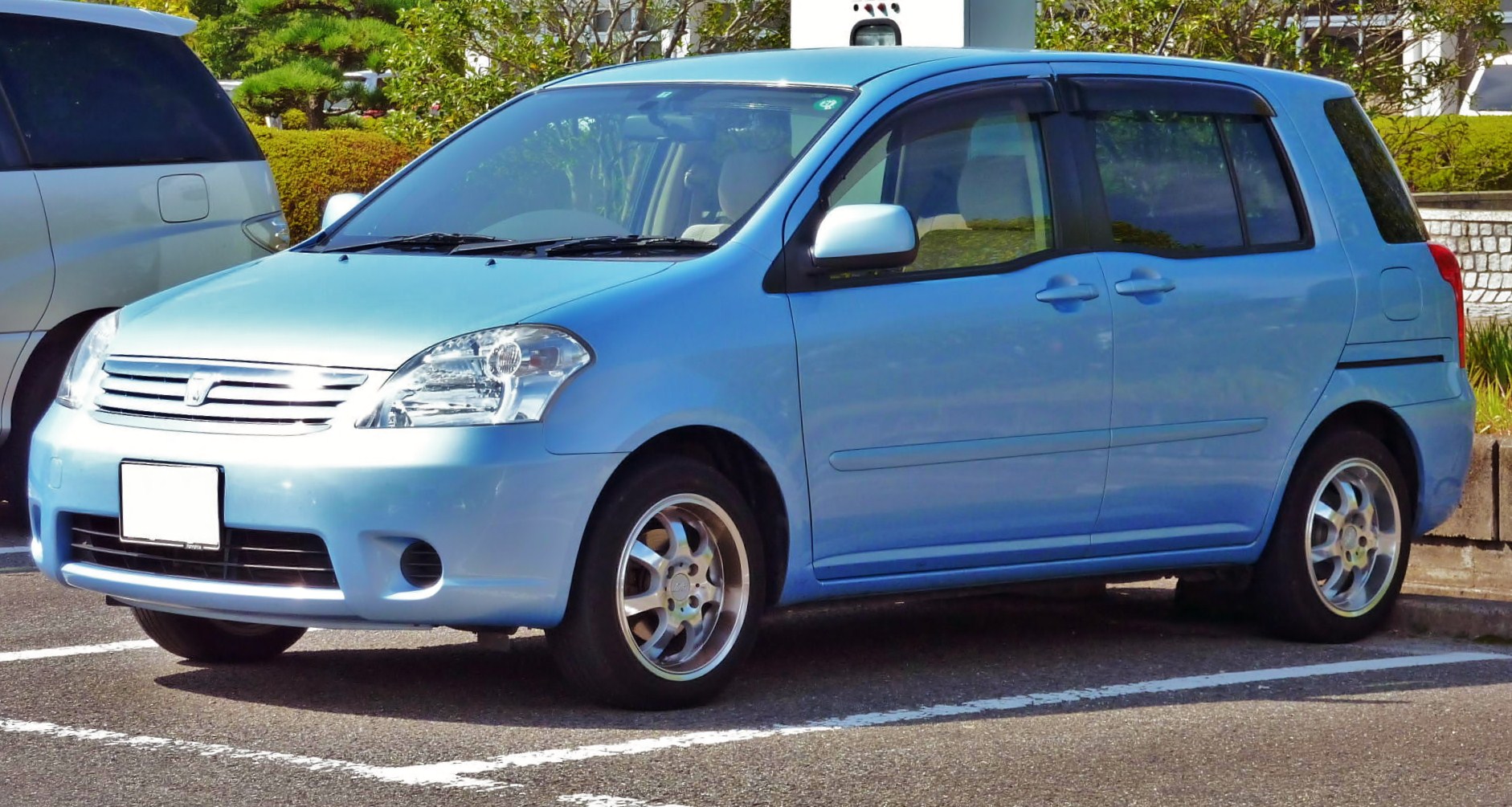 Toyota Raum