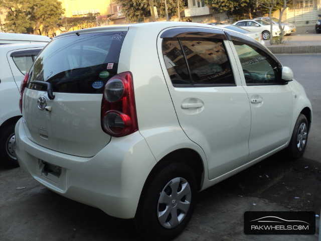 Toyota Passo 2013