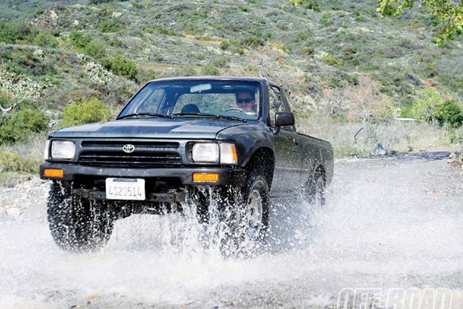 Toyota Pickup Off Road